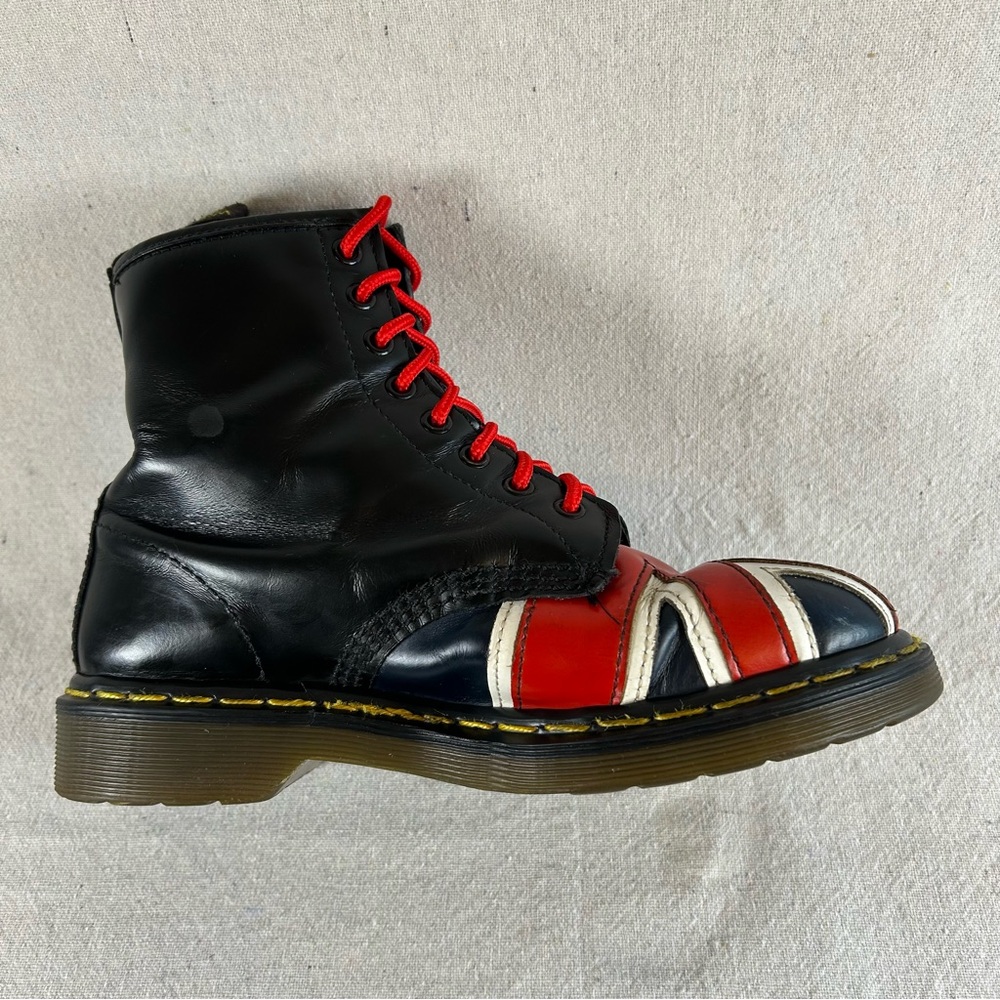 Dr. Martens 6UK (8US Women) Black VINTAGE UNION JACK Boots Made in England - Picture 7 of 16